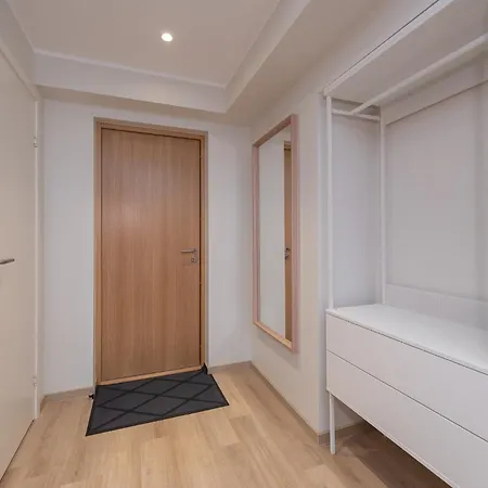 Roosikrantsi Lägenhet Tallinn